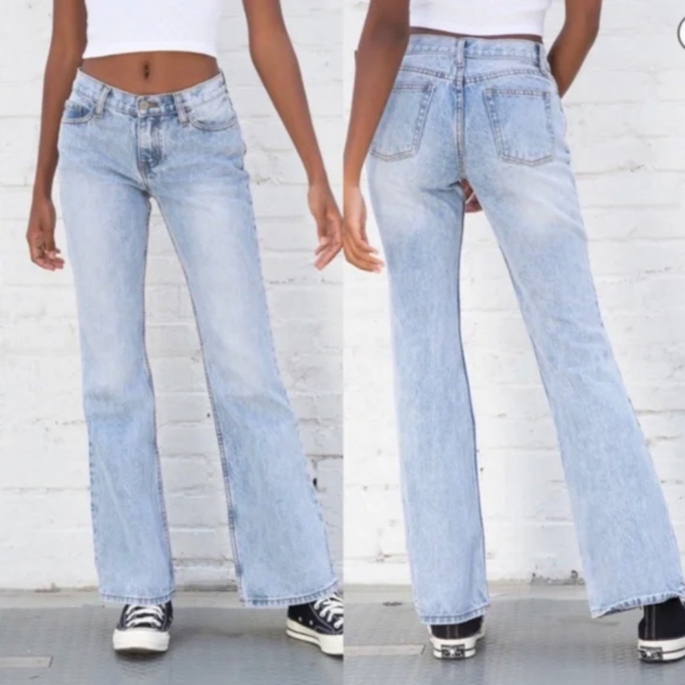 🚨 ‼️  ISO Brandy Melville Quinn Jeans ‼️  🚨